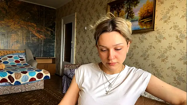 AlisiaStreitmatter online show from May 20, 9:28 am