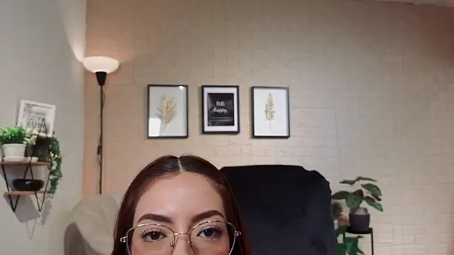 MissOffice  online show from July 28, 2:13 pm