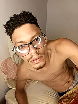 BiggoldencockX online show from April 22, 2:30 am