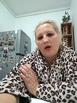 Divineblond online show from November 12, 11:03 pm