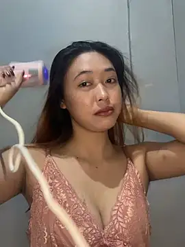 riiiii   online show from April 23, 11:50 am