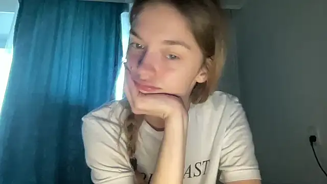 MonaNox online show from June 30, 1:54 pm