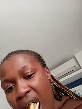 ShortyVibe27 online show from July 6, 2:00 pm