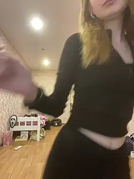 Regina-Patty online show from April 25, 1:36 pm