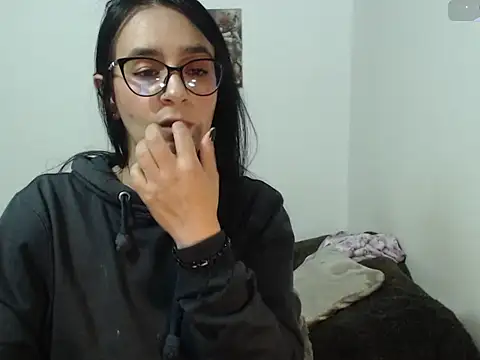 ASHLEYLOVE11 online show from July 16, 2:10 pm