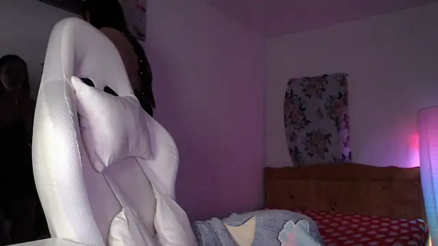 missydiorr10 online show from May 4, 3:49 pm