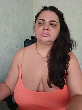 -CUTE-EVVIL- online show from July 5, 7:25 am