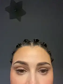 AylaSparkk online show from June 25, 9:49 pm