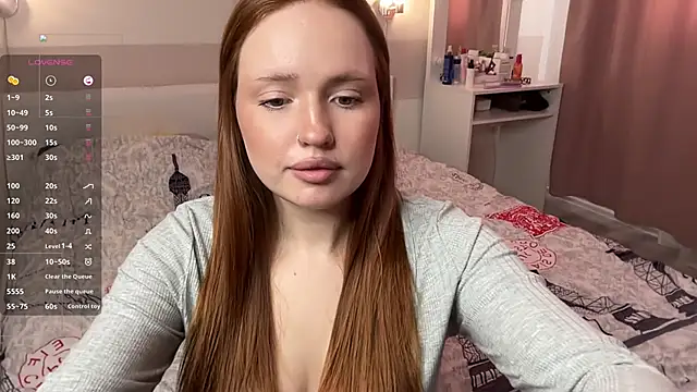 KikiBorn online show from June 15, 7:08 am