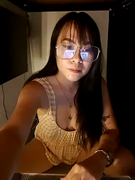 Bad bish21 online show from July 16, 3:05 pm
