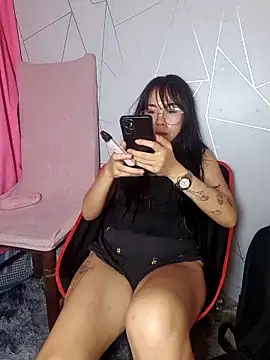 Bad bish21 online show from May 9, 8:05 am