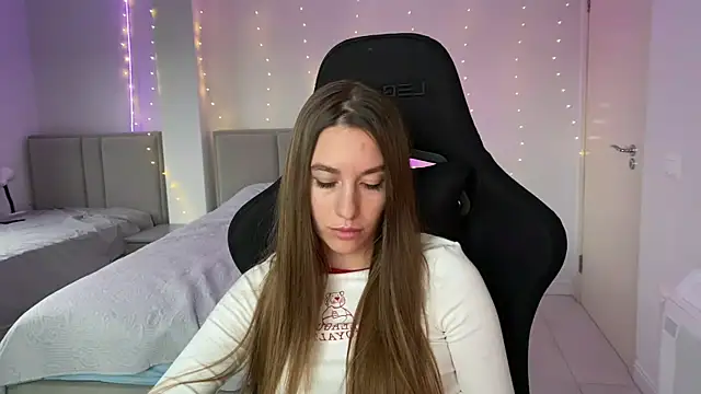 PrincesSsLilu online show from May 7, 5:05 pm