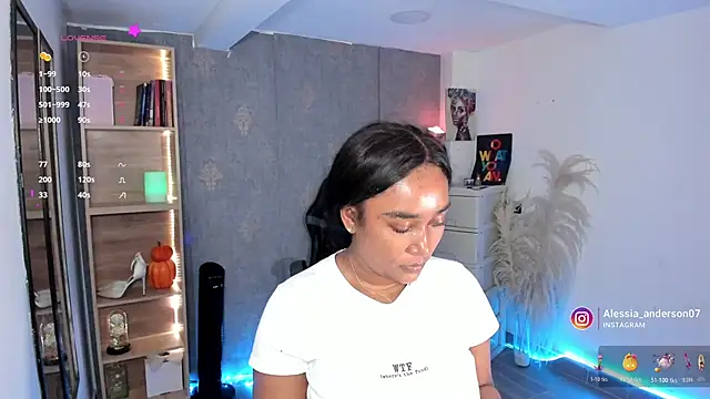 alessia anderson online show from October 28, 9:30 pm