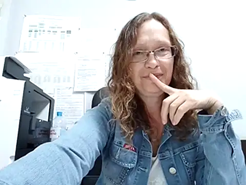 Ameli5689 online show from June 2, 4:52 pm