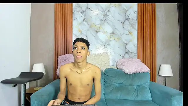 LOVE GUYS1 online show from June 28, 1:28 pm