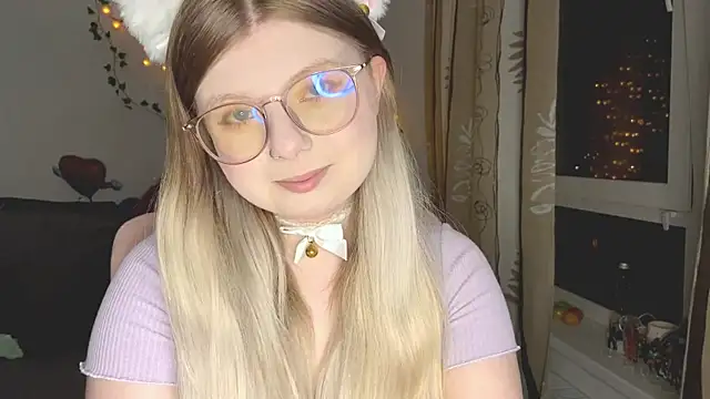 YukiBlush online show from August 9, 10:35 pm
