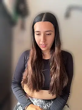 Alix Rousses20 online show from April 29, 5:30 pm