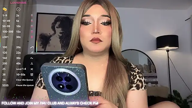 Sensual Ekang online show from July 29, 6:30 pm