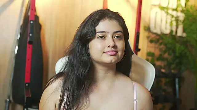 Madison Flame online show from June 5, 6:58 pm