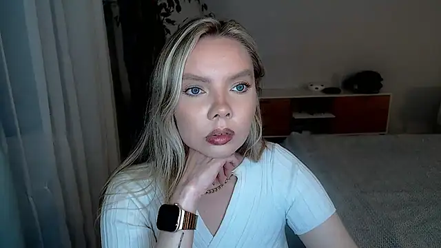 PolinaXXXXXJones online show from June 4, 6:23 pm