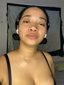  sweetSabrina- online show from July 12, 3:35 pm