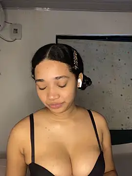  sweetSabrina- online show from June 28, 8:37 pm