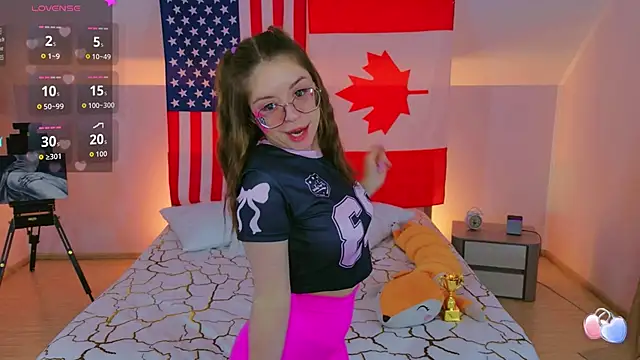 selenamils online show from June 16, 10:16 am