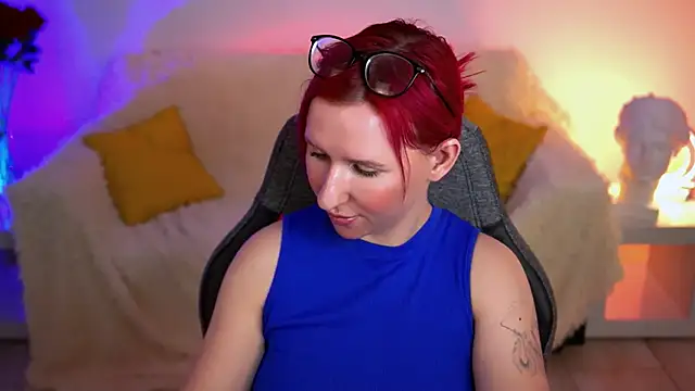ericapotter online show from May 11, 2:45 pm