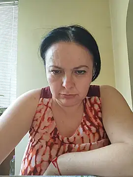 EmmaEmmy40 online show from June 19, 4:21 pm