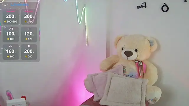 Sara Blum online show from June 5, 2:48 am
