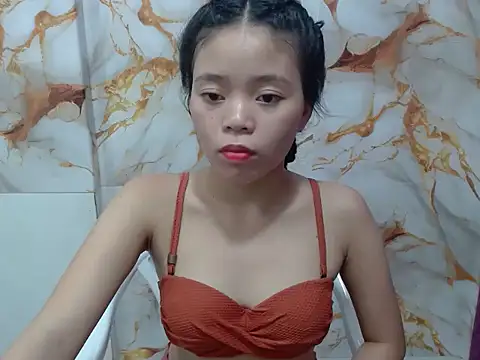 Sweet Sarah69 online show from July 6, 3:14 pm