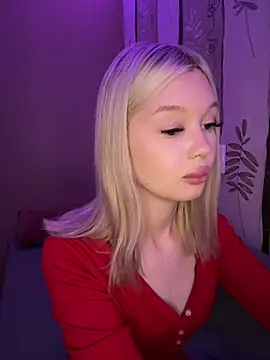 Velvet Doll  online show from July 15, 5:01 am