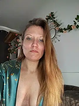Candy Cougar online show from July 12, 6:47 am