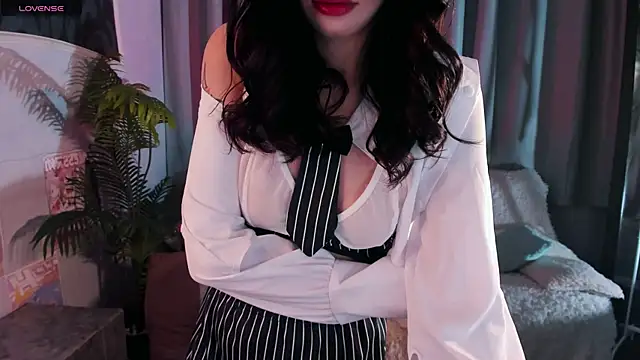 MaddyFever online show from June 5, 5:44 am