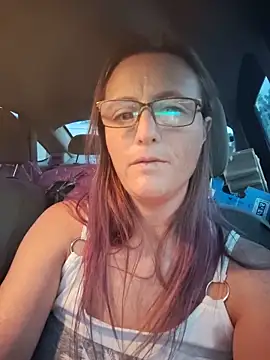 Queenle91 online show from May 15, 11:40 pm