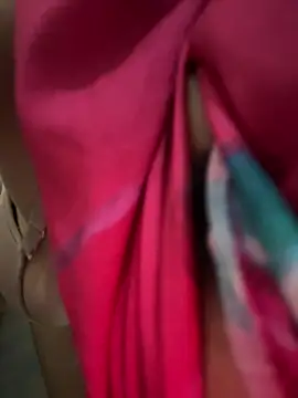 hot avni online show from May 25, 4:11 am