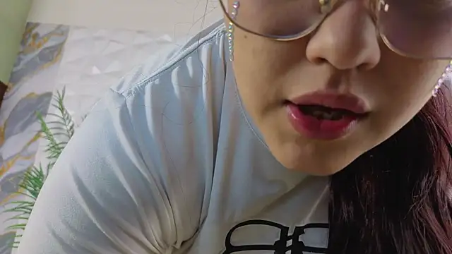 zully fox online show from June 28, 4:41 am