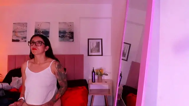 ZarayFeet online show from June 8, 6:52 pm