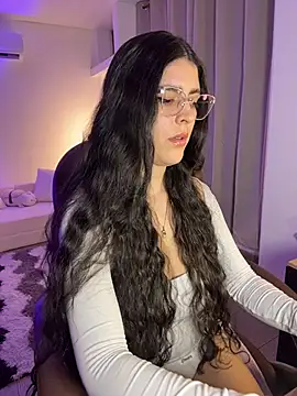 Niah online show from May 9, 11:29 pm