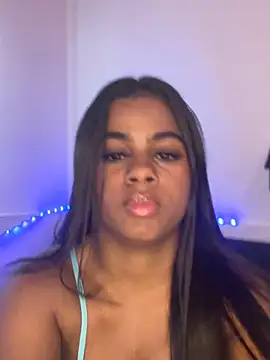 Tifanny03 online show from June 22, 10:51 pm