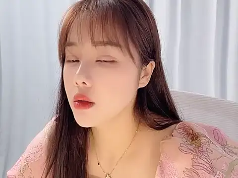 Qingqing19 online show from May 15, 1:54 am