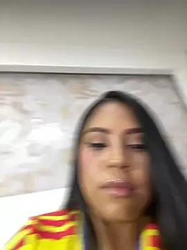 Snapshot of SelenaBella_ chatting on July 7, 6:32 pm SelenaBella online show from July 7, 6:32 pm