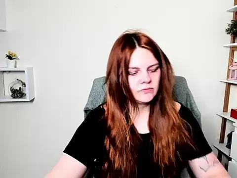 GingerKitten1 online show from June 1, 5:42 am