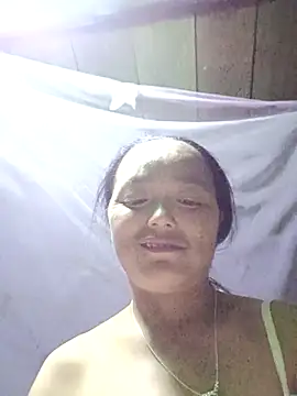 tomtit123 online show from May 11, 9:55 am