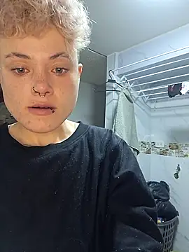 Megan-r online show from May 11, 2:35 am