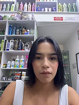 Melissa Rendon online show from May 30, 9:33 pm