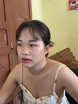 Lili 019 online show from June 1, 5:42 am