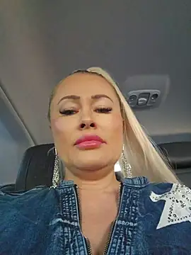 MILFBARBY online show from April 19, 7:19 am