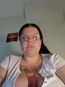 BadMommyyyyy online show from May 15, 12:52 pm