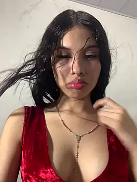 Nayla 19 online show from May 23, 4:00 am
